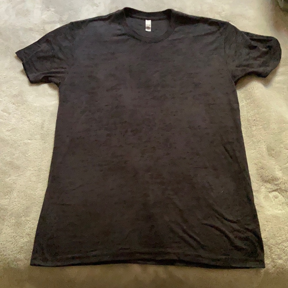Men’s L Black T